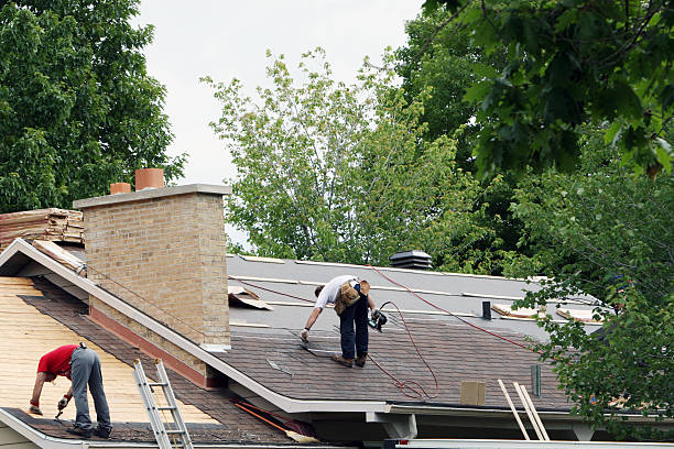 Roof Gutter Cleaning in Cheshire Village, CT